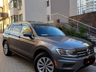 Volkswagen Tiguan foto 2