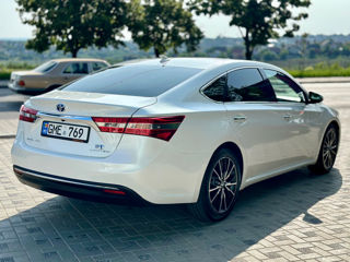 Toyota Avalon фото 3