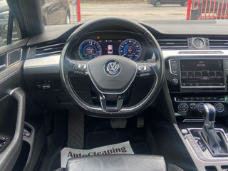 Volkswagen Passat foto 9