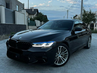 BMW 5 Series foto 3