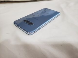 Samsung galaxy s10e