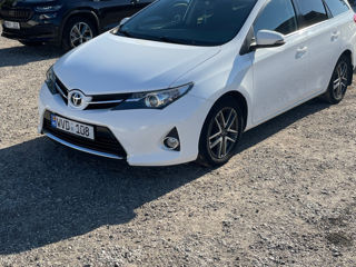 Toyota Auris foto 8