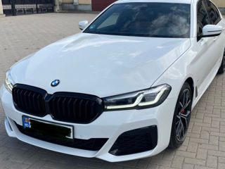 BMW 5 Series foto 2