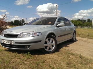 Renault Laguna foto 1