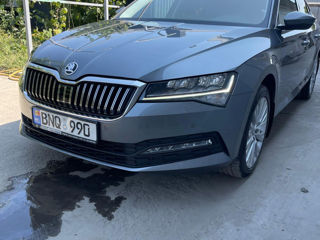 Skoda Superb foto 2