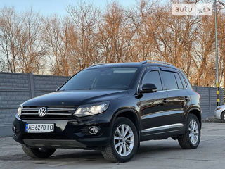 Volkswagen Tiguan foto 1