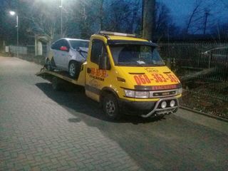 Servicii evacuare Chisinau,servicii tractari auto Chisinau 24/7 foto 7