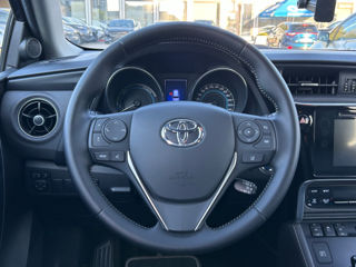 Toyota Auris foto 11