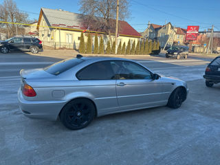 BMW 3 Series Coupe foto 2