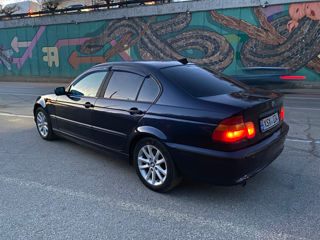 BMW 3 Series foto 2