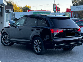 Audi Q7 foto 3