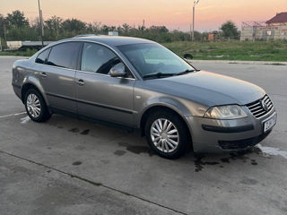 Volkswagen Passat foto 4