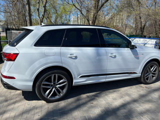 Audi Q7 foto 2