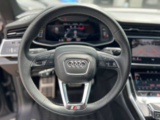 Audi Q8 foto 10