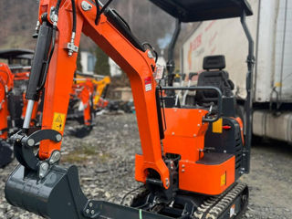 Mini excavator stx12