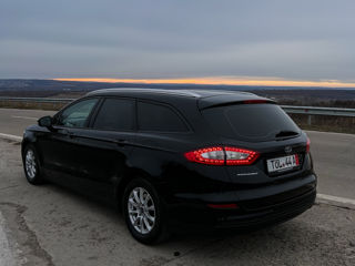 Ford Mondeo foto 3