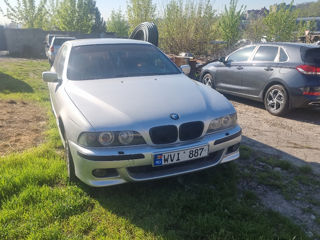 BMW 5 Series foto 9