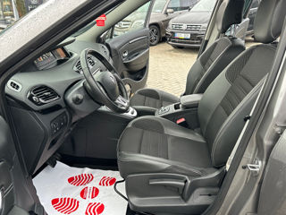 Renault Grand Scenic foto 6