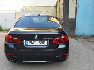 BMW 5 Series foto 3