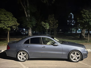 Mercedes E-Class foto 7