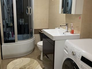 Apartament cu 2 camere, 56 m², Centru, Chișinău foto 5