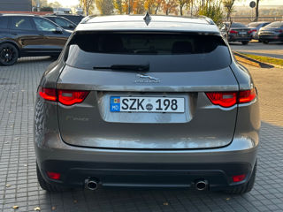 Jaguar F-PACE foto 5