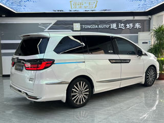 Honda Elysion foto 5
