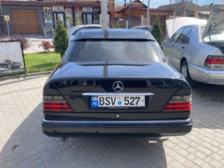 Mercedes Series (W124) foto 8