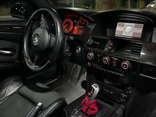 BMW 5 Series foto 5