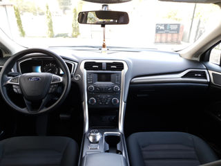 Ford Fusion foto 7