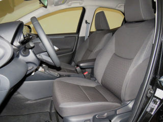 Toyota Yaris foto 8