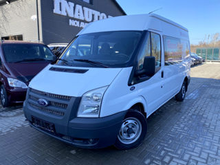 Ford Transit 6 locuri foto 1