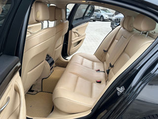 BMW 5 Series foto 16