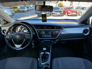 Toyota Auris foto 10