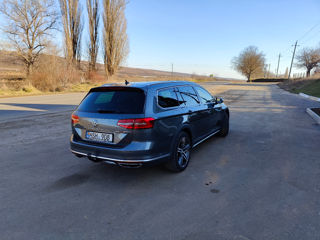 Volkswagen Passat foto 3