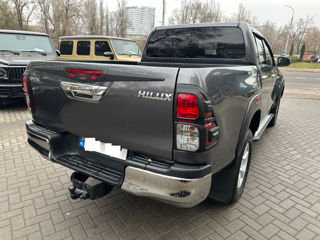 Toyota Hilux foto 6