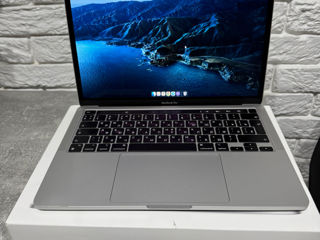 Apple Macbook Pro 13,3 M2