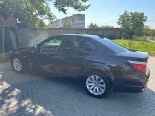 BMW 5 Series foto 8