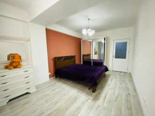 Apartament cu 2 camere, 53 m², Centru, Chișinău foto 1