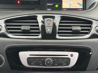 Renault Grand Scenic foto 13