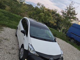 Toyota Prius + foto 5