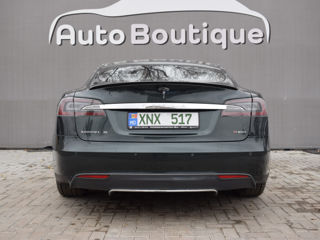 Tesla Model S foto 5