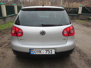 Volkswagen Golf foto 2