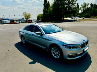 BMW 5 Series foto 1