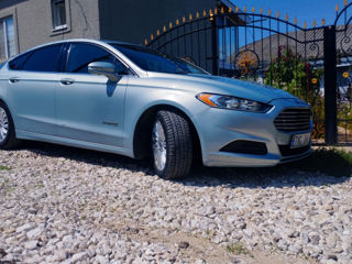 Ford Fusion foto 9