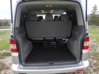 Volkswagen Caravelle foto 9