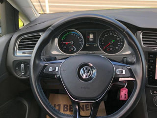 Volkswagen Golf foto 8