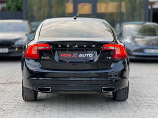 Volvo S60 foto 5