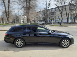 Mercedes E-Class фото 5