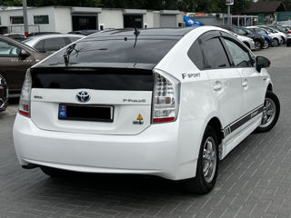 Toyota Prius foto 5